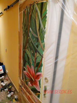 Graffiti Vegetacion Puerta 300x100000